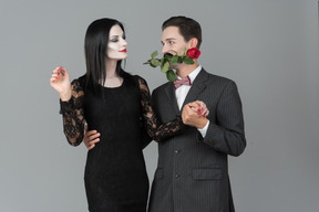 Ich kann nur an morticia denken