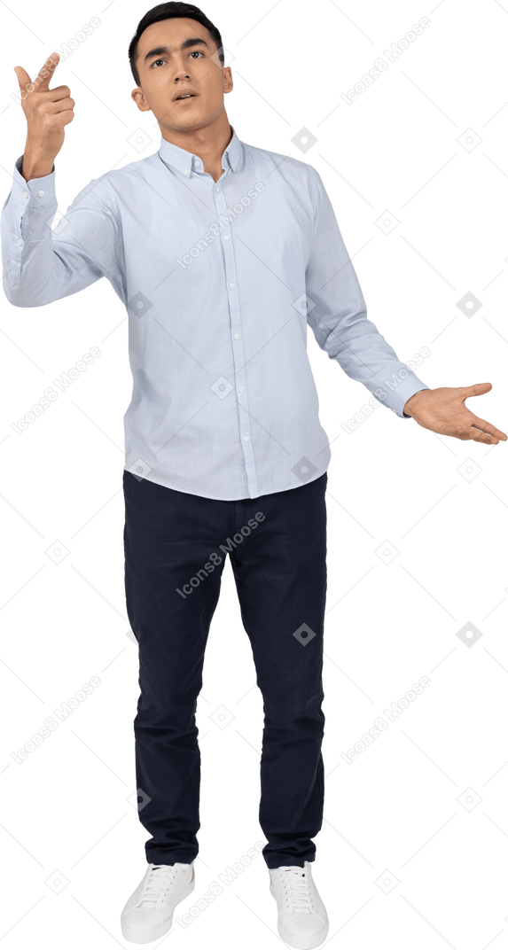 Man in casual clothes standing