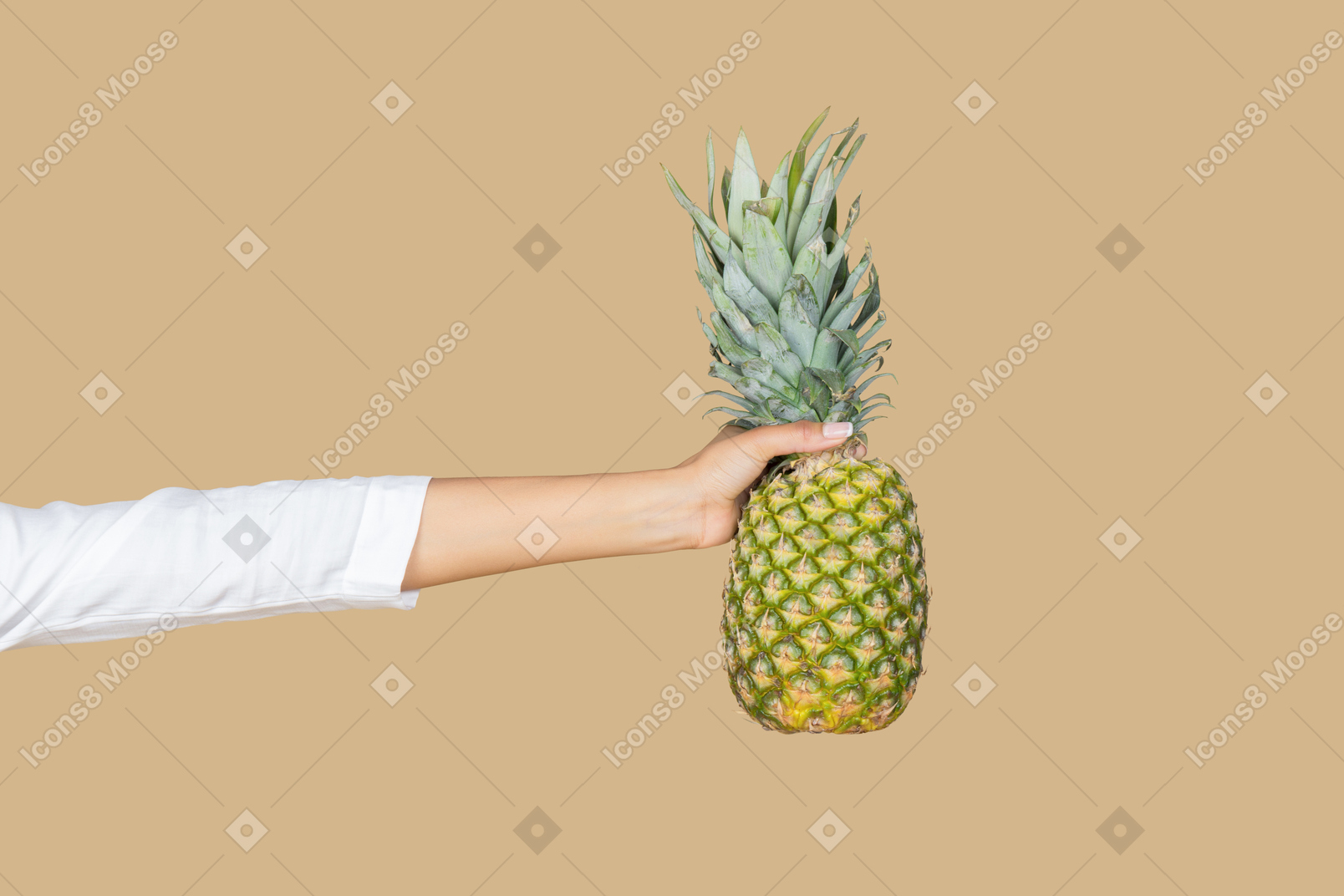 Eat pineapple for a lunch