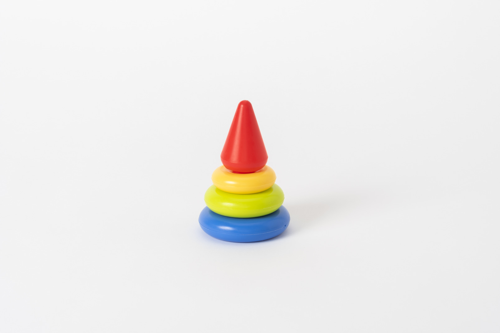 Small stacking toy