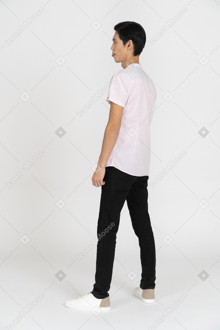 Man in casual clothes standing