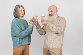 さあ、ワインを飲みましょう