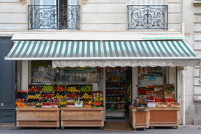 Vista de la tienda de frutas