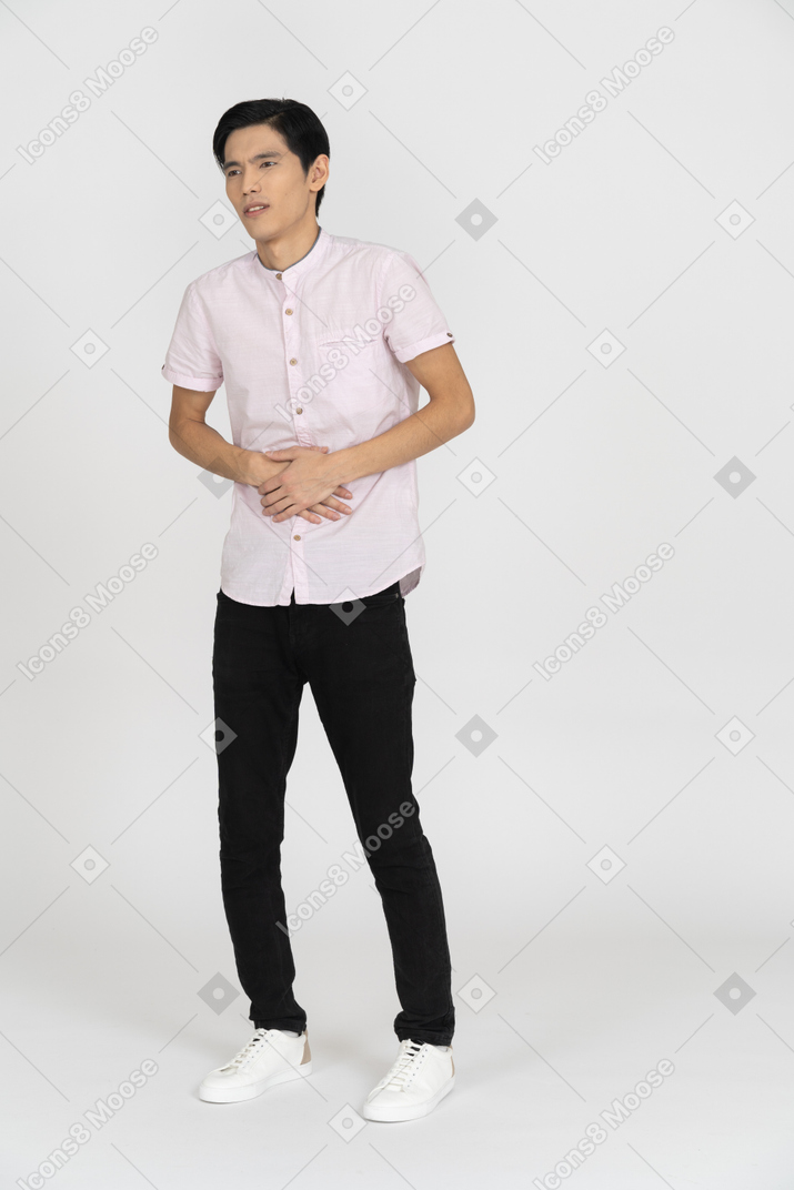 Man in casual clothes standing