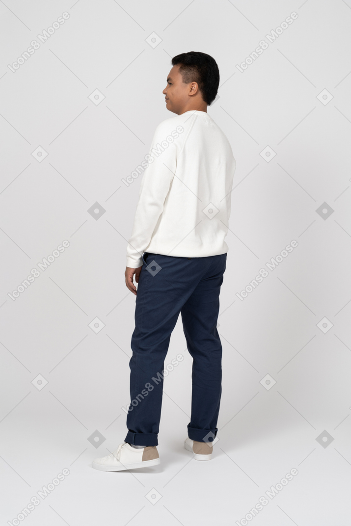 Man in casual clothes standing