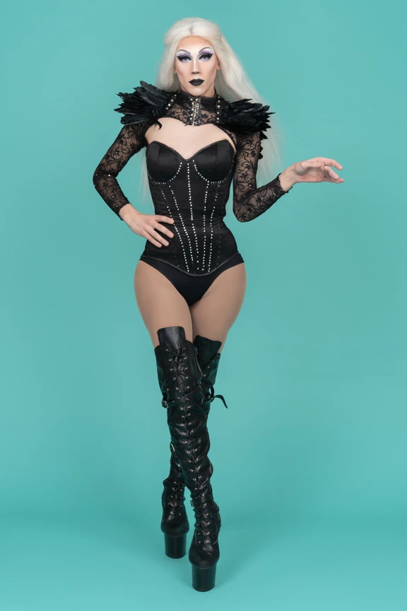 Орыс қызы секс порно видео үшін есінен танып қалады