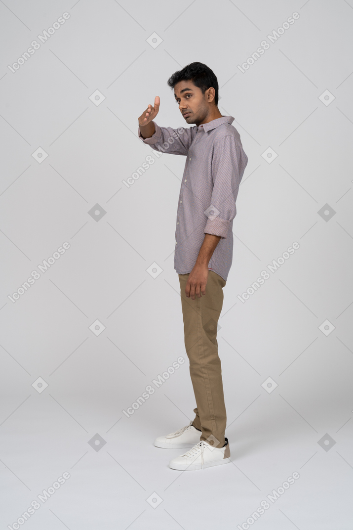 Man in casual clothes standing