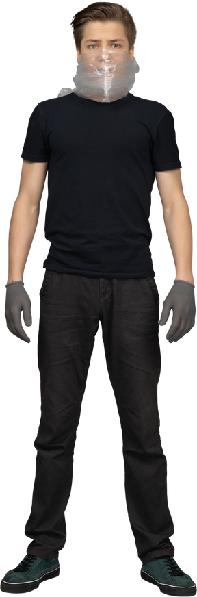 Modelo masculino en guantes de látex gris