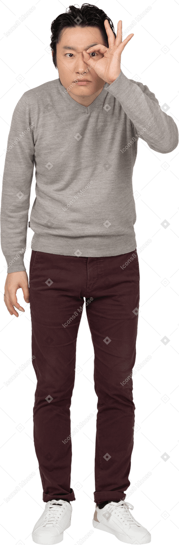 Man in casual clothes posing