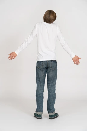 Young man in casual clothes standing