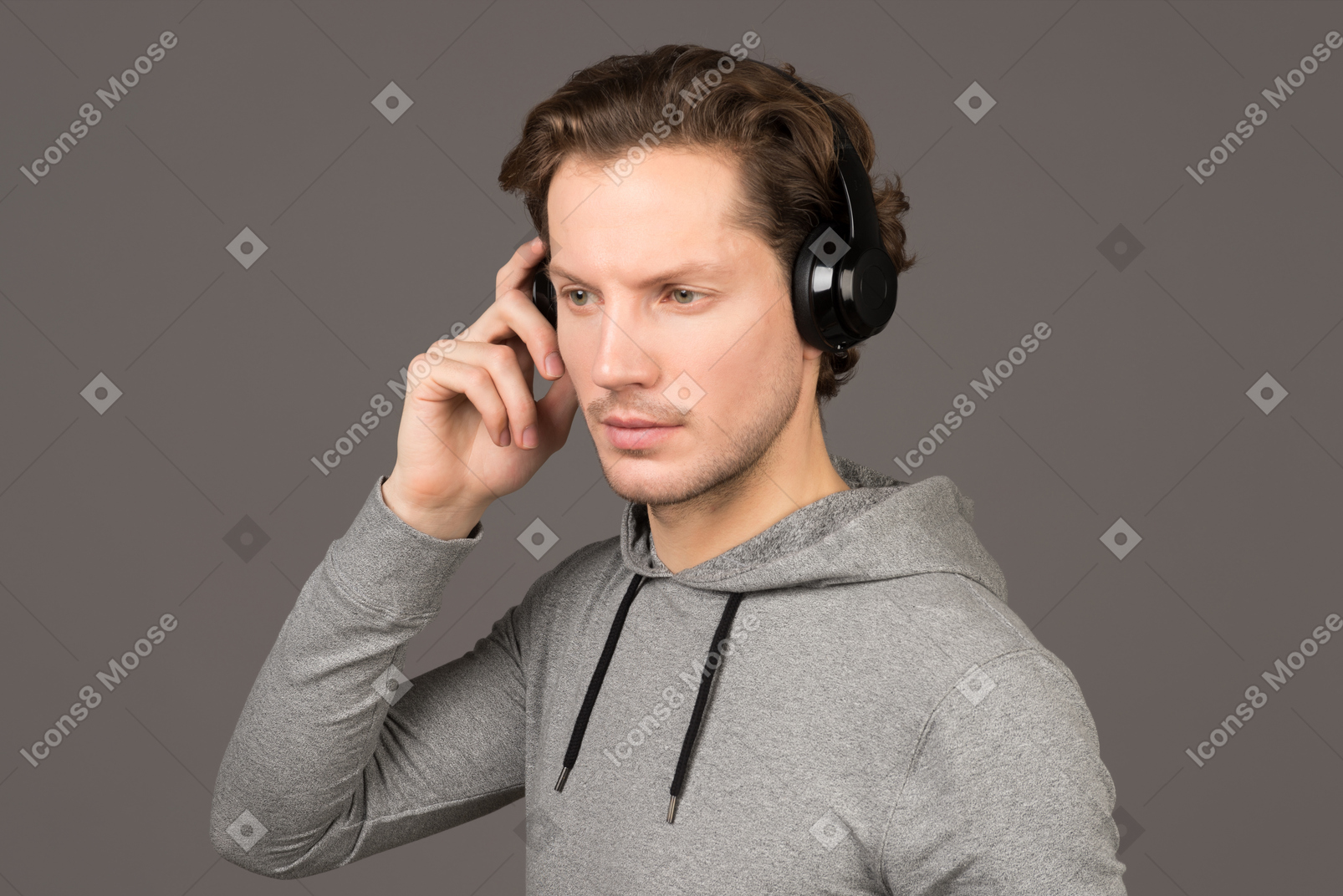 Enjoying music in headphones