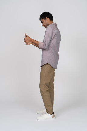 Man in casual clothes standing