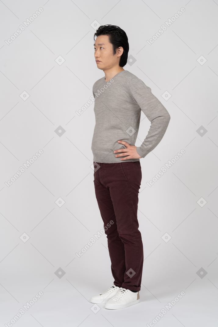 Man in casual clothes standing