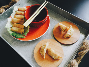 餐饮