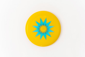 Frisbee azul e amarelo