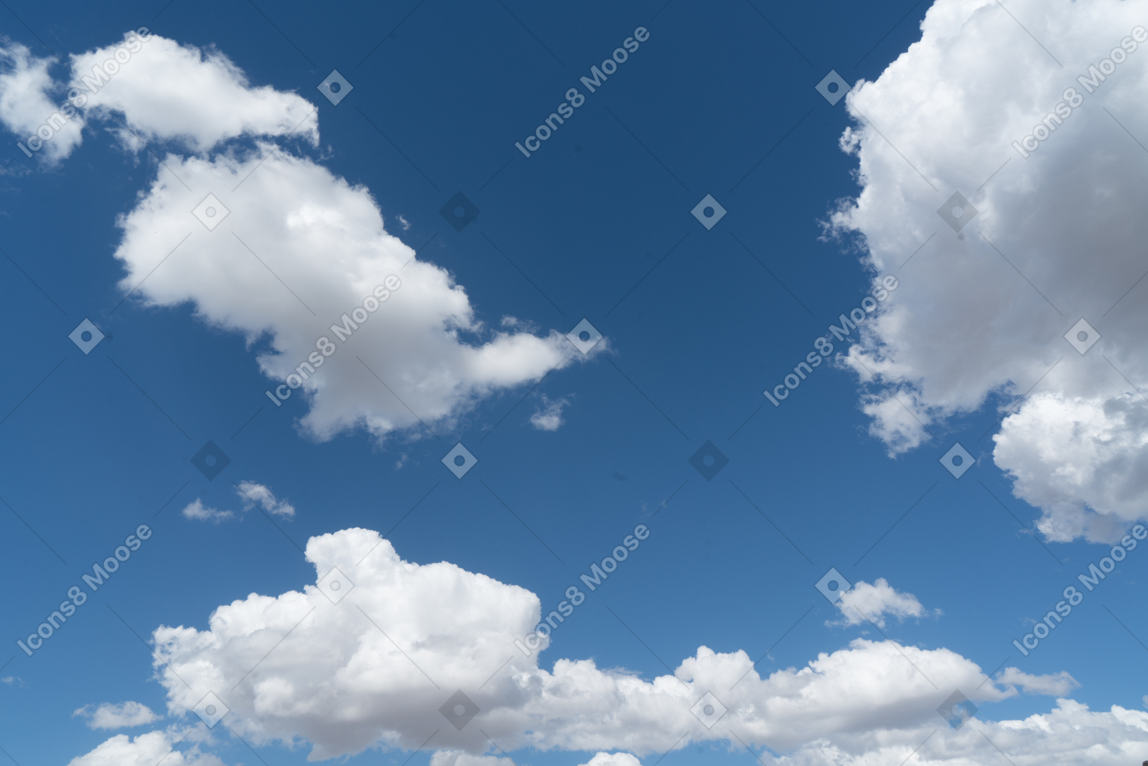 Ciel bleu avec des nuages