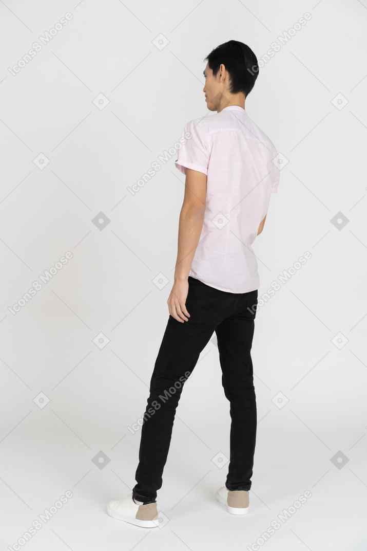 Man in casual clothes standing