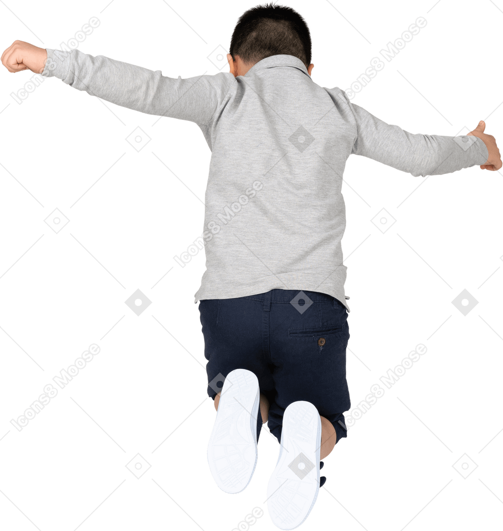 Прыгающий мальчик