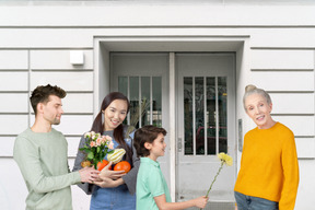 Visite familiale à grand-mère