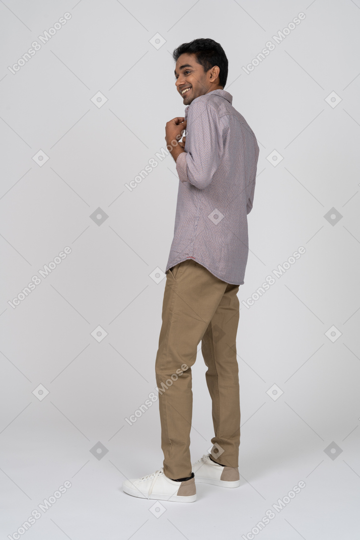 Man in casual clothes standing