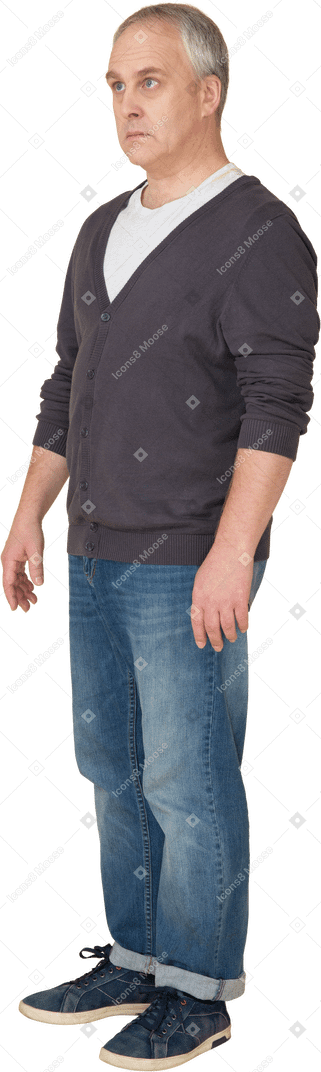 Man in casual clothes standing