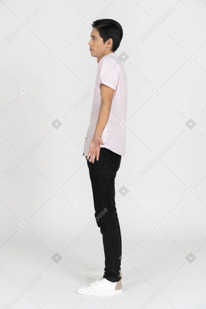 Man in casual clothes standing