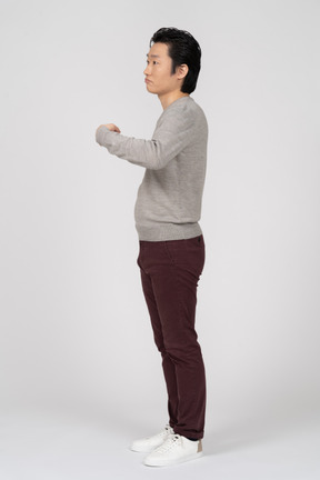 Man in casual clothes standing