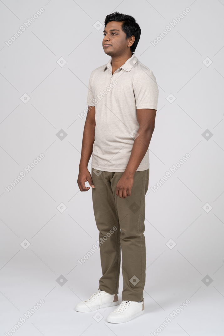 Man in casual clothes standing