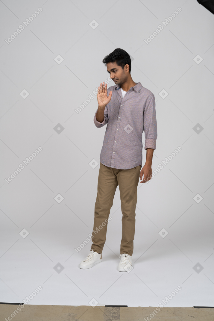 Man in casual clothes standing