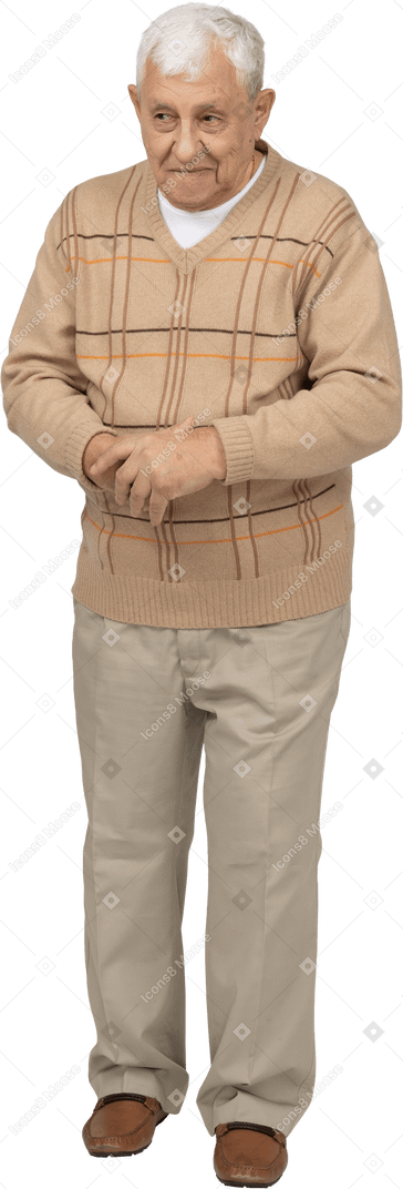 Front view of an old man in casual clothes