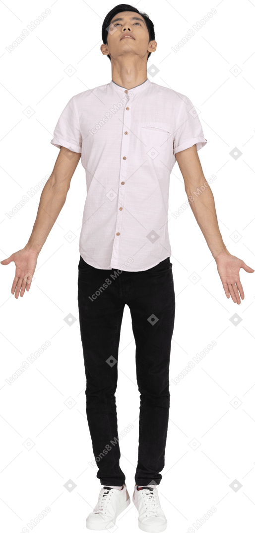 Man in casual clothes standing