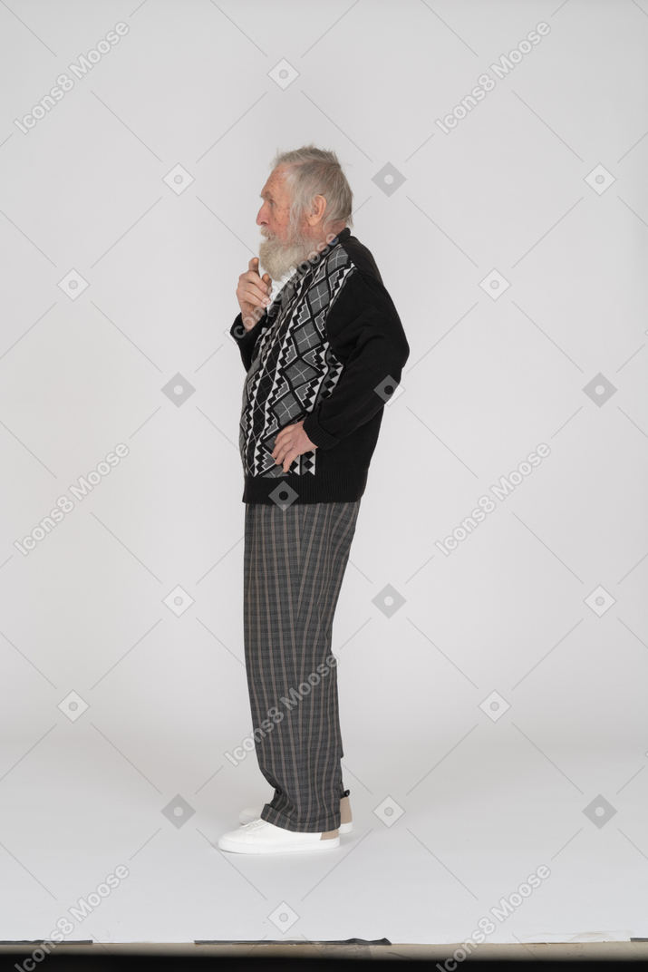 Side view of a puzzled old man