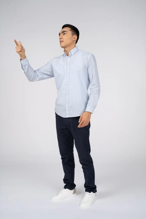 Man in casual clothes standing