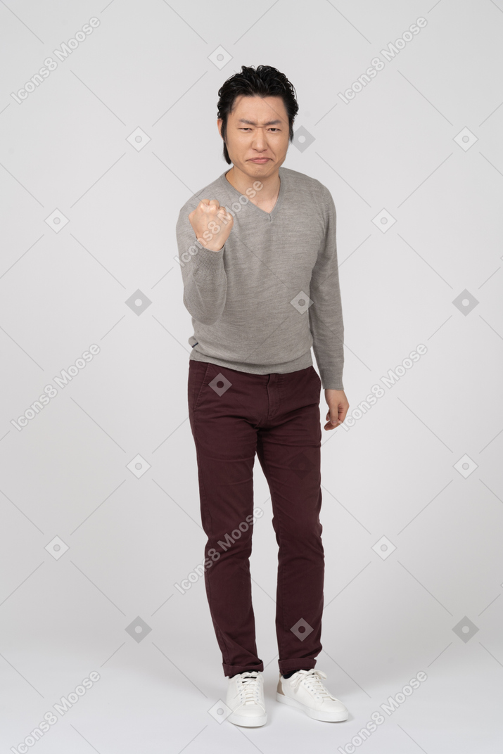 Man in casual clothes standing