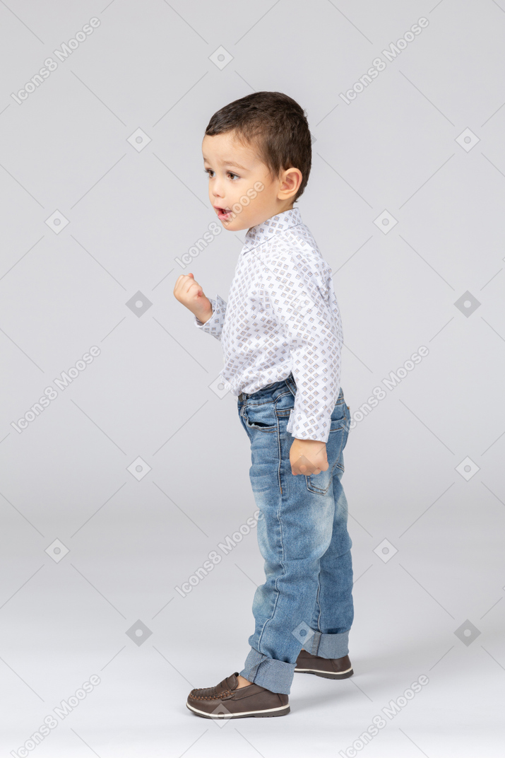 Little kid ready to fight
