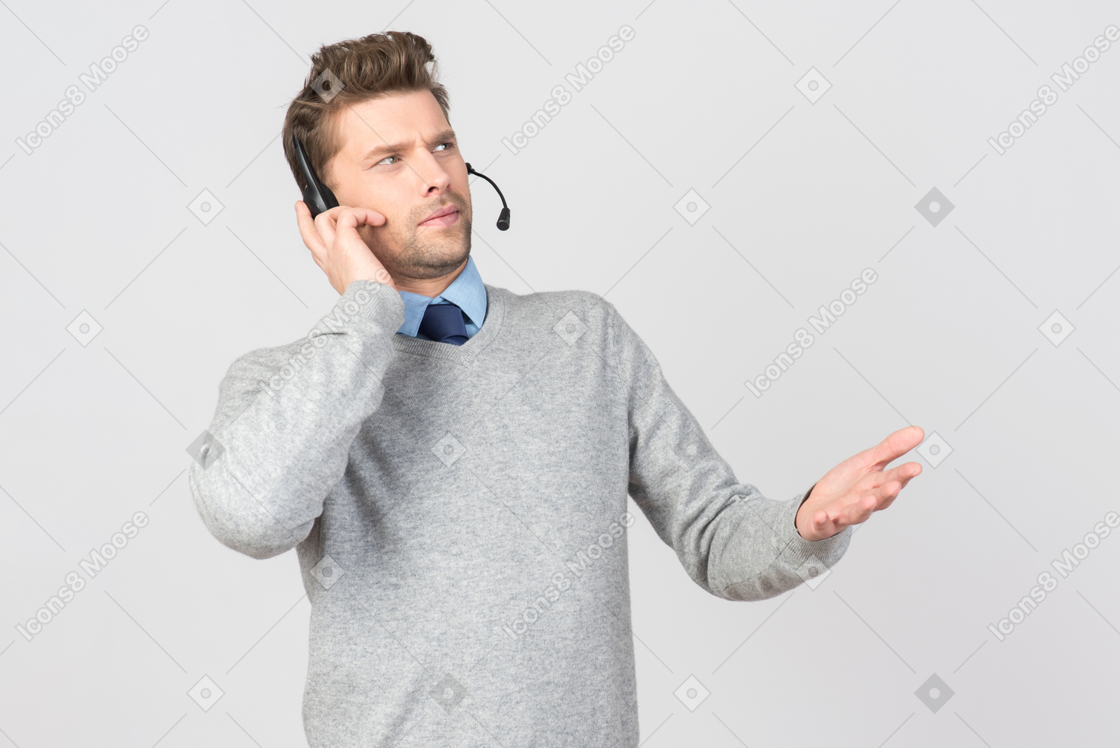 Call center agent seems not understanding something while talking