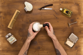 Holding jar with shaving cream foam