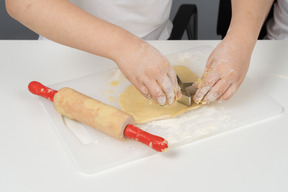 Cutting a star out of a dough