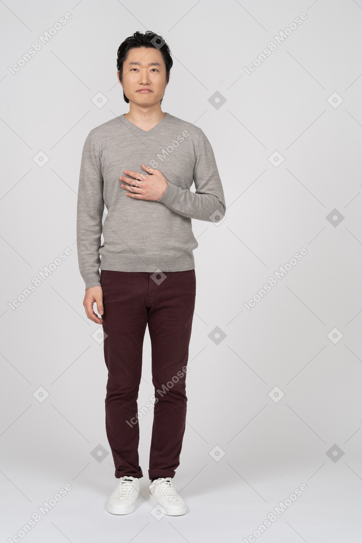 Man in casual clothes standing