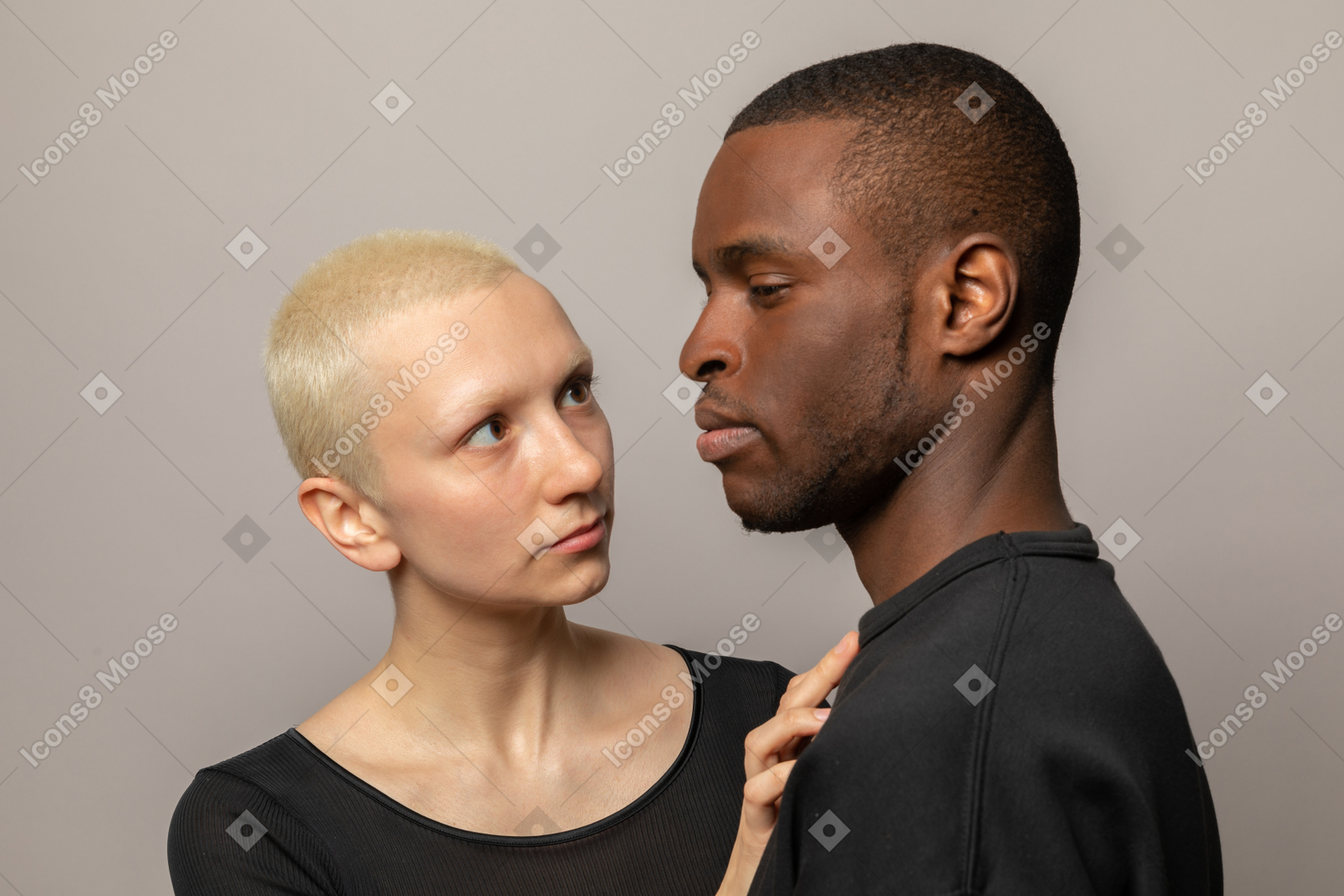 Girlfriend put hand on boyfriend's chest