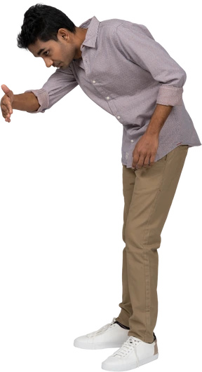 Man in casual clothes standing