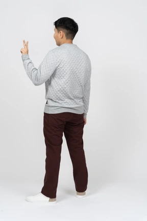 Man in casual clothes standing