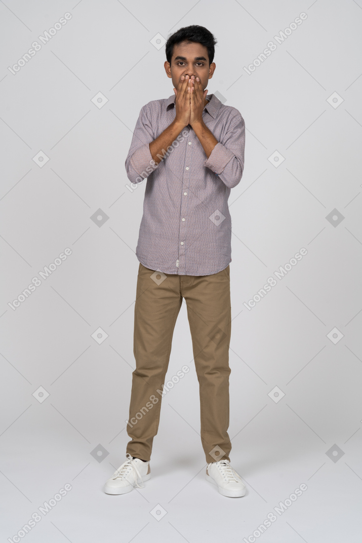 Man in casual clothes standing