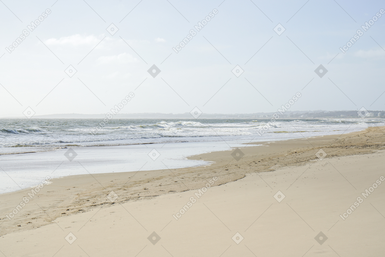 Пляж и вода