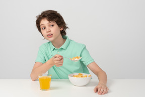 Le petit-déjeuner est le repas le plus important de la journée