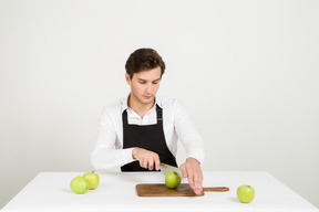 Cutting apples for apple pie