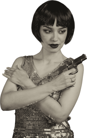 Mulher com estilo retrô com uma arma