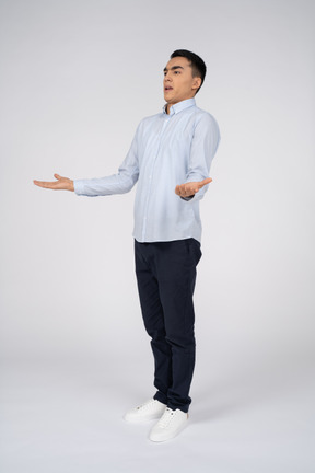 Man in casual clothes standing