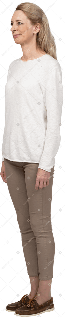 Woman in casual clothes standing