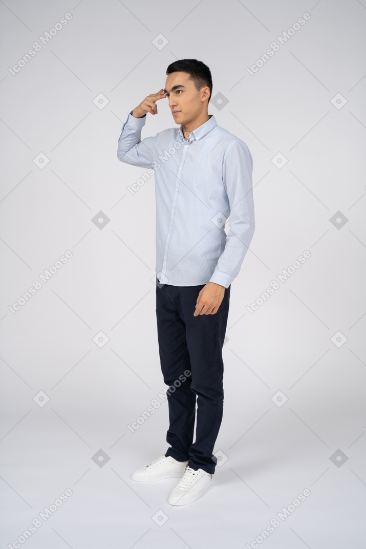 Man in casual clothes standing